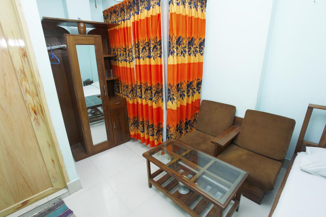 Hotel Star Park Dakhin Kattali Bilik gambar