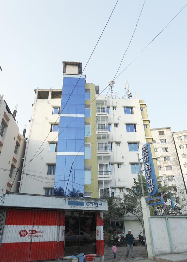 Hotel Star Park Dakhin Kattali Luaran gambar